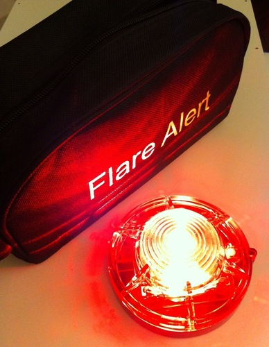 3 FlareAlert 9.1.1 LED Emergency Beacon Flares with Storage Bag