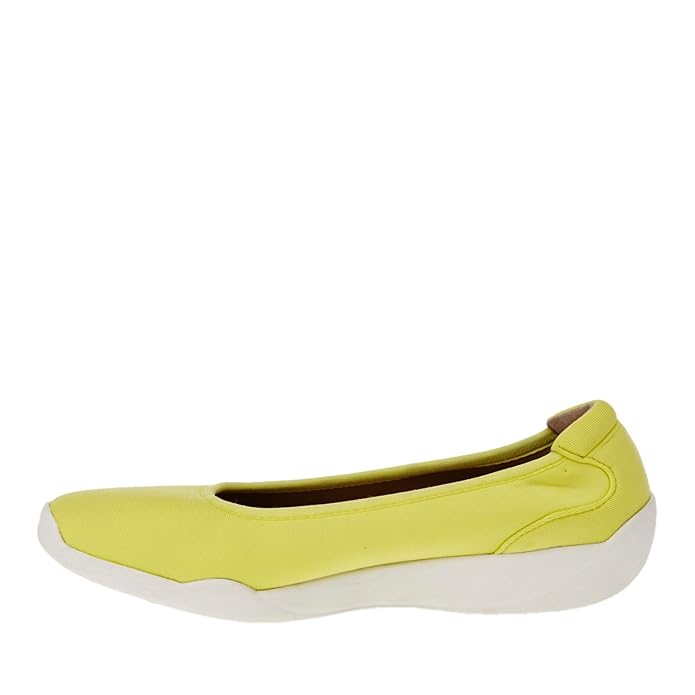 FootSmart Stretchies Joyce Slip-On Shoes : Amazon.com FootSmart Stretchies Joyce Slip-On Shoes : Amazon.com