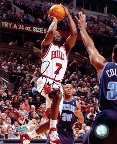 Ben Gordon Chicago Bulls -vs Utah- 8x10 Autographed Photograph