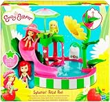 Strawberry Shortcake Splashin' Petal Pool