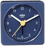 Braun BNC002 BLBL Quarzgesteuerte Batterie-Weckuhr, Blau