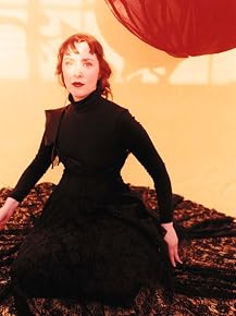 Image of Suzanne Vega