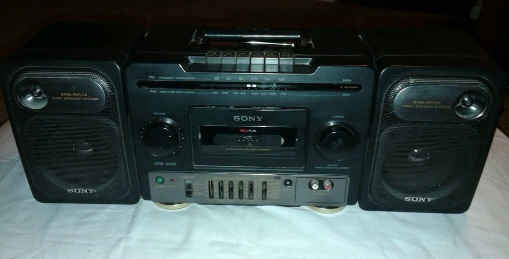 Vintage Sony Cfs1030 Boombox Detachable Speakers Stereo Cassette Tape