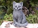 Steinfigur Katze sitzend Steinguss Schiefergrau