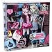 Monster High "Day at the Maul" Frankie Stien and Draculaura v�tements de poup�e