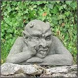 Eigenschaften Fiona Jane Scott / Devonshire Stone  / Devonshire Skulptur - Mauerhocker Satan links