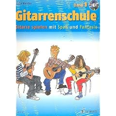 Gitarrenschule Band 1 (+CD) - Gitarre spielen mit Spa� und Fantasie - Neufassung + Gitarren-Notenfinder - Dieter Kreidlers neue Gitarrenschule wendet sich vor allem an Kinder und Jugendliche, die in kleinen Lernschritten das Gitarrenspiel lernen m�chten. - Noten/sheet music