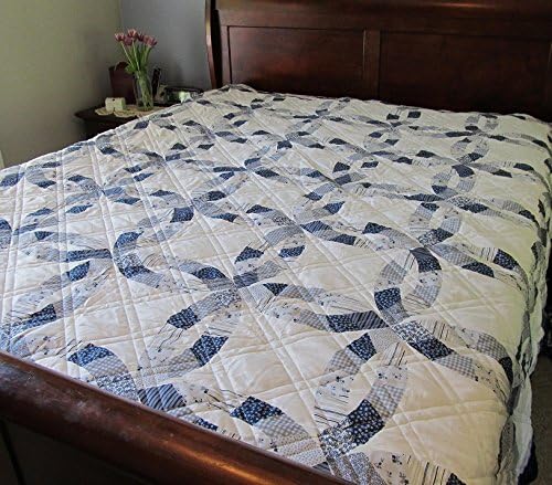 Sarah Blue Wedding Ring Print Quilt In Twin Size