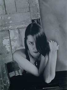 Image of Suzanne Vega
