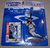 1997 - Kenner - Starting Lineup - 10th Anniversary - MLB - Paul Molitor #4 - Minnesota Twins - Vintage Action Figure - w/ Trading Card - Limited Edition - Collectible