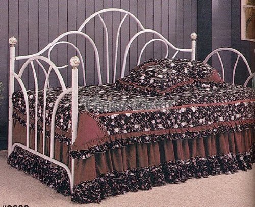 Traditional White Metal Fan High Back Daybed w/Porcelain Knobs