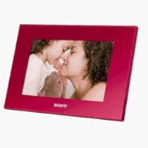 Sony DPF-D72 Digitaler Bilderrahmen (7" Display, 1 GB
interner Speicher, Steckplatz f�r MS, SD, CF, xD) rot inkl.
Fernbedienung