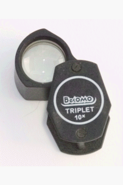 Childrens Toyshop  Photo : BelOMO 10x Triplet Loupe Folding Magnifier