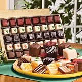Classic Petits Fours (36 pc.) - Wisconsin Cheeseman