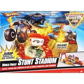 Hot Wheels Monster Jam World Finals Stunt Stadium: Toys &amp; Games