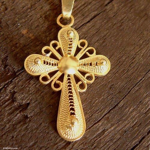 Gold plated cross necklace of Faith