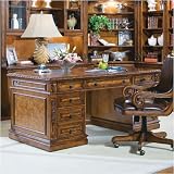  Hooker Furniture 432-10-462 Clarendon Executive Desk in Medium Brown