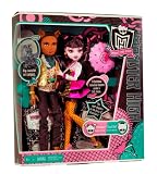 Monster High Draculaura And Clawd Wolf Doll Giftset