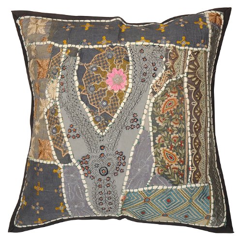 Imagen 2 de Decoración Cojín Parches Juego adornado con bordados y lentejuelas Tamaño trabajar 16 x 16 pulgadas Juego de 2 piezas