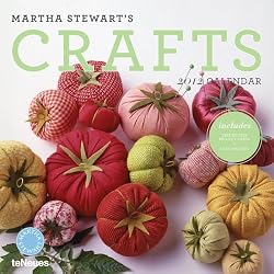 2012 Martha Stewart's Crafts Wall Calendar (English, German, French, Italian, Spanish and Dutch Edition)