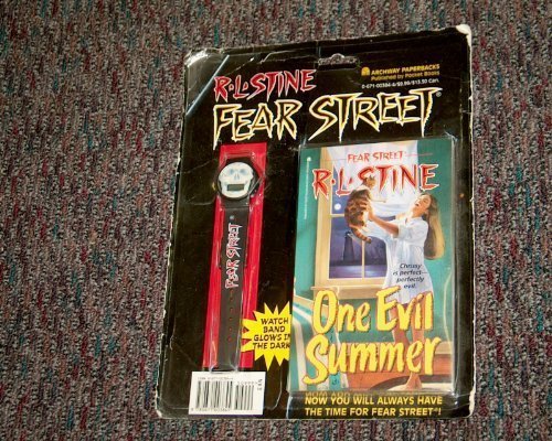Fear Street Book and Watch (with One Evil Summer) Blister Pack