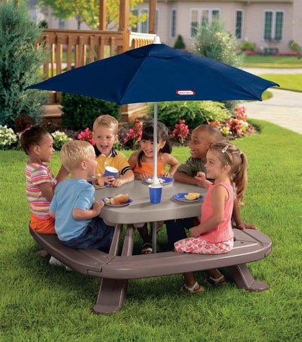 Little Tikes Fold 'n Store Table with Market Umbrella
