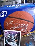 DERRICK ROSE AUTOGRAPHED SIGNED BASKETBALL CHICAGO BULLS COA & TAMPER PROOF HOLOGRAM + PROOF PIC