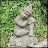 Eigenschaften Fiona Jane Scott / Devonshire Stone  / Devonshire Skulptur - Dozy - Wichtel