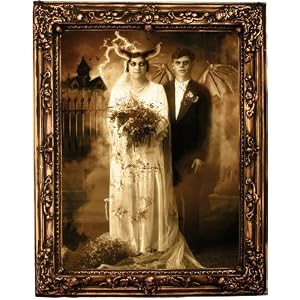 Mr. and Mrs. Gruel Gortrait Changing Halloween Portrait