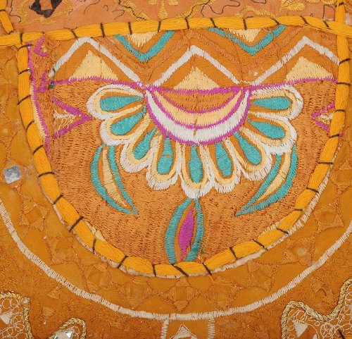 Imagen 3 de Cushion Covers Handmade Con Espejo bordados y Patchwork Tamaño 16 x 16 pulgadas Juego de 2 piezas