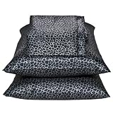 Satin Sheet Set in Giraffe Print