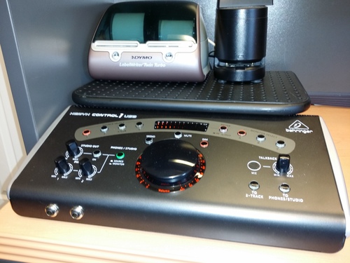 Amazon.com: Behringer Xenyx CONTROL1US