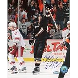 NHL Chris Pronger Goal Celebration Vs Coyotes Autographed 8-by-10-Inch Photograph