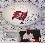 Earnest Graham Autographed/Hand Signed Tampa Bay Buccaneers Fotoball Football