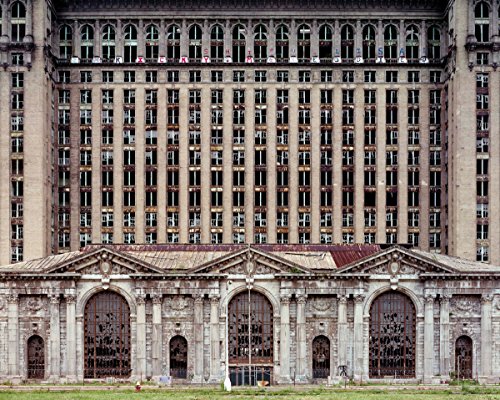 Yves Marchand & Romain Meffre: The Ruins of Detroit