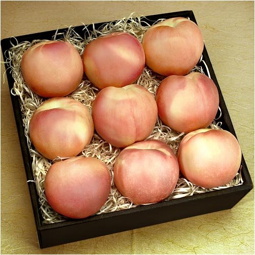 Pearl White Peaches by GotFruit.com