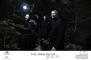 Bilder von Die Priester