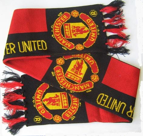 Official LIcensed Manchester United Soccer English Football Scarf - New With Tags Official Merchandise