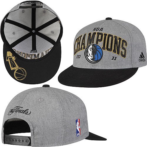 Dallas Mavericks 2011 Official NBA Finals Champions Locker Room Champs Adjustable Plastic Snap Snapback Hat / Cap