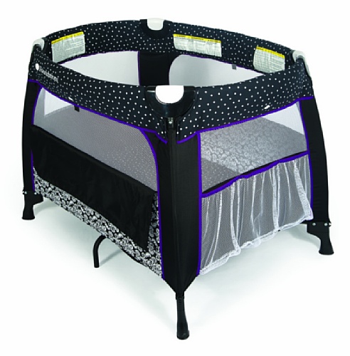 Buy Low Price Cozy Foundations Boutique Damask Play Yard, Black/White B005JSSWIA
