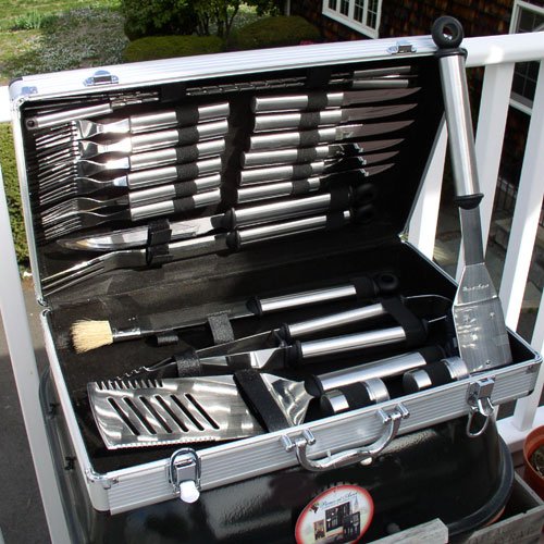 Cover image : Barbecue Briefcase (8 pound)