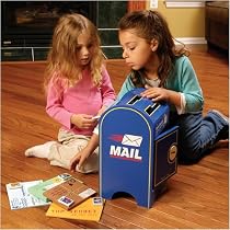 Melissa & Doug Mailbox and Mail Set