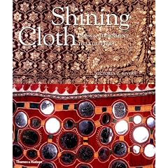 The Shining Cloth: Dress & Adornment That Glitters: Dress and Adornment That Glitters