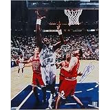 Karl Malone Utah Jazz - Lay Up vs. Bulls - 16x20 Autographed Photograph