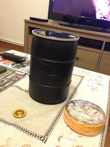http://ecx.images-amazon.com/images/I/61TlL4hzozL.jpg