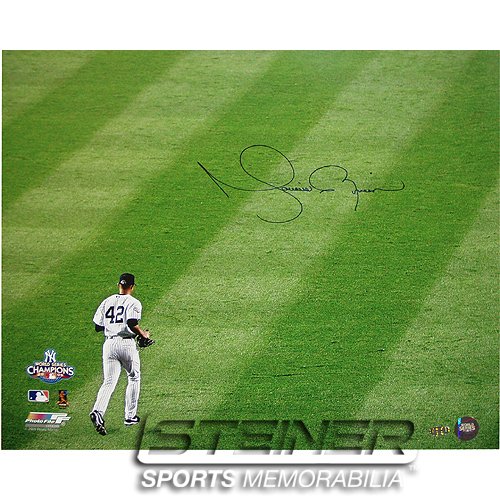 Steiner Sports MLB New York Yankees Mariano Rivera Entering 2009 World Series Game 6 Horizontal Photo