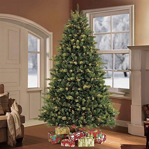 Puleo Tree Company 7.5 Pre-Lit Balsam Fir Artificial Christmas Tree with 800 Clear UL-listed Lights