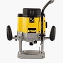 DEWALT DW625 3-Horsepower Variable Speed Electronic Plunge Router