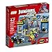 LEGO Juniors 10672 Batman: Defend the Bat Cave