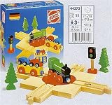 Eigenschaften HEROS 44372 / Holzschienenbahn Drehscheibe mit Lok 11teilig